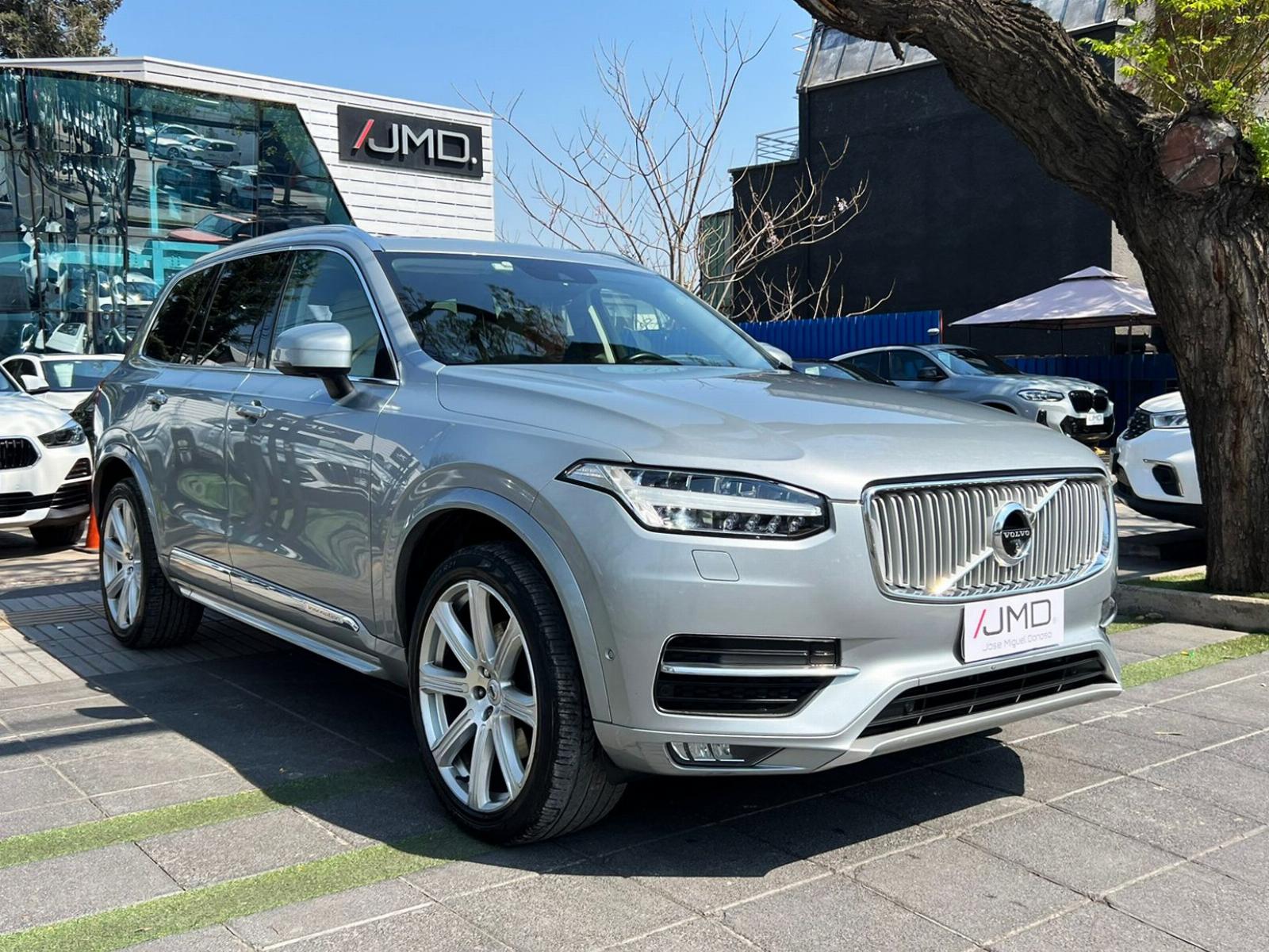 VOLVO XC90 INSCRIPTION DIÉSEL 2017 MANTENIMIENTO EN LA MARCA - 