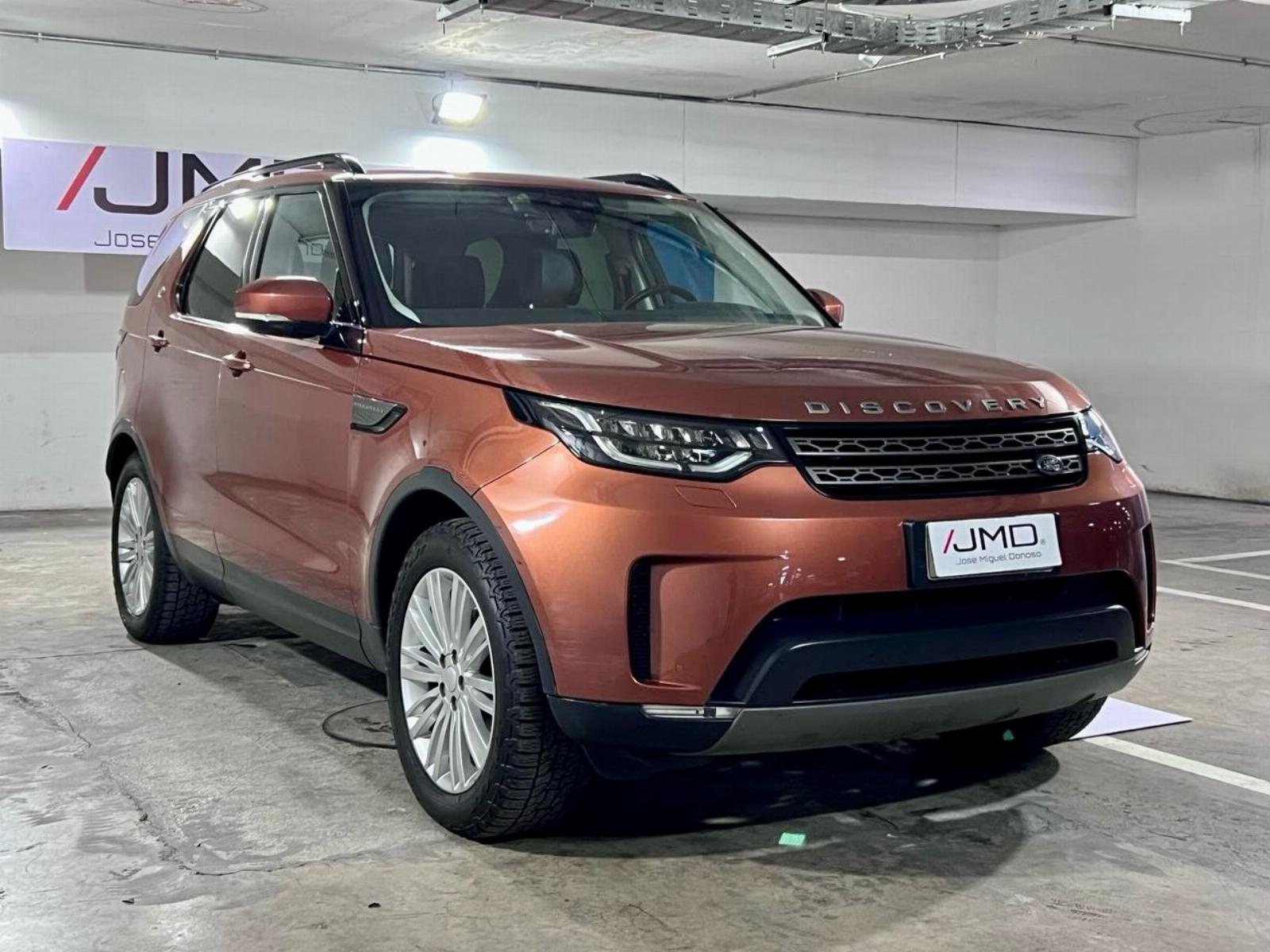 LAND ROVER DISCOVERY SE 3.0 DIÉSEL  2018 TRES CORRIDAS DE ASIENTOS 4x4 - JMD AUTOS