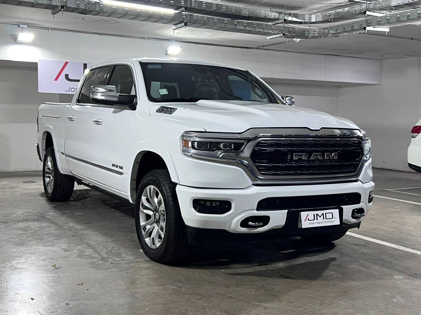 RAM 1500 LIMITED 5.7 2023 FACTURABLE UN DUEÑO - 