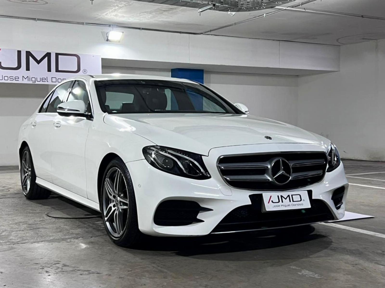 MERCEDES-BENZ E300 2.0 2018 UN DUEÑO MANTENIMIENTO AL DÍA - FULL MOTOR
