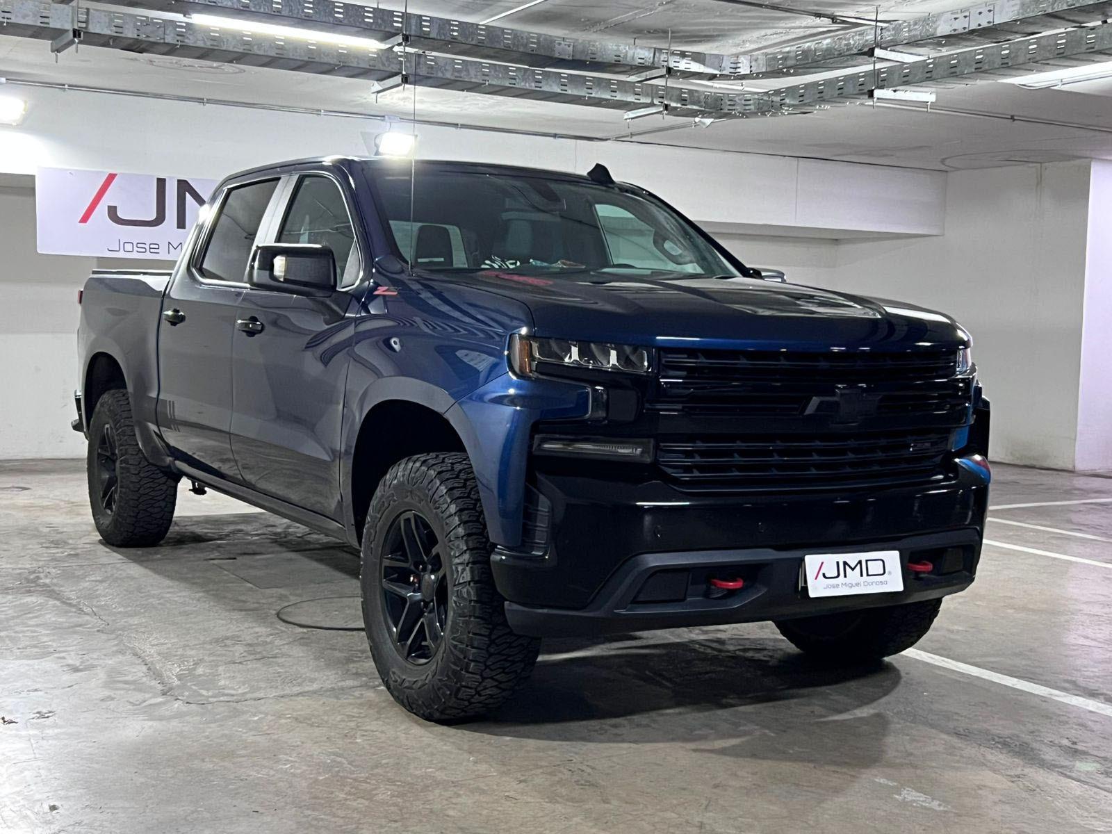 CHEVROLET SILVERADO TRAIL BOSS 5.3 2022 FACTURABLE - JMD AUTOS