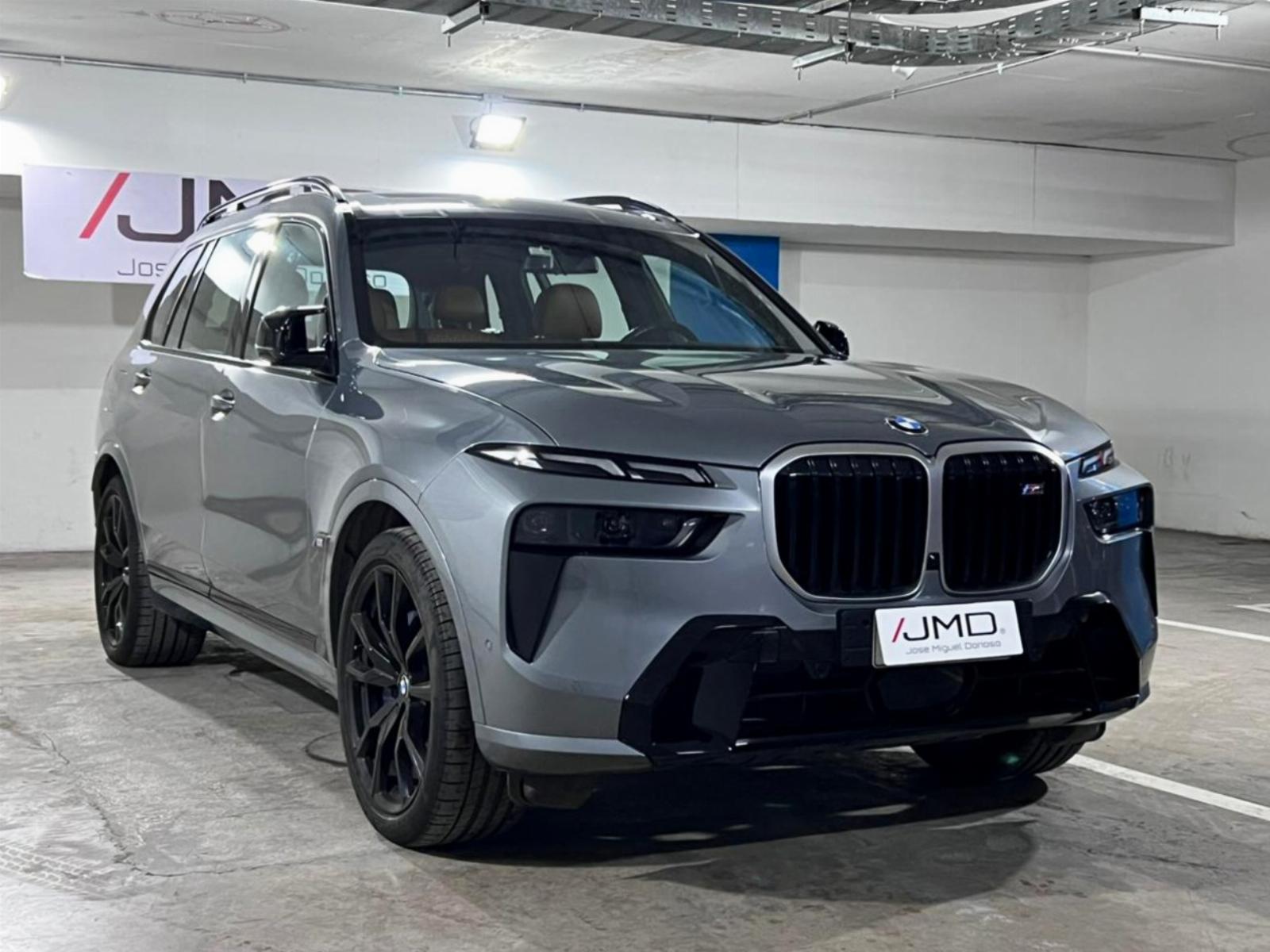 BMW X7 M60I xDRIVE 4.4 2024 UN DUEÑO MANTENIMIENTO EN LA MARCA - FULL MOTOR