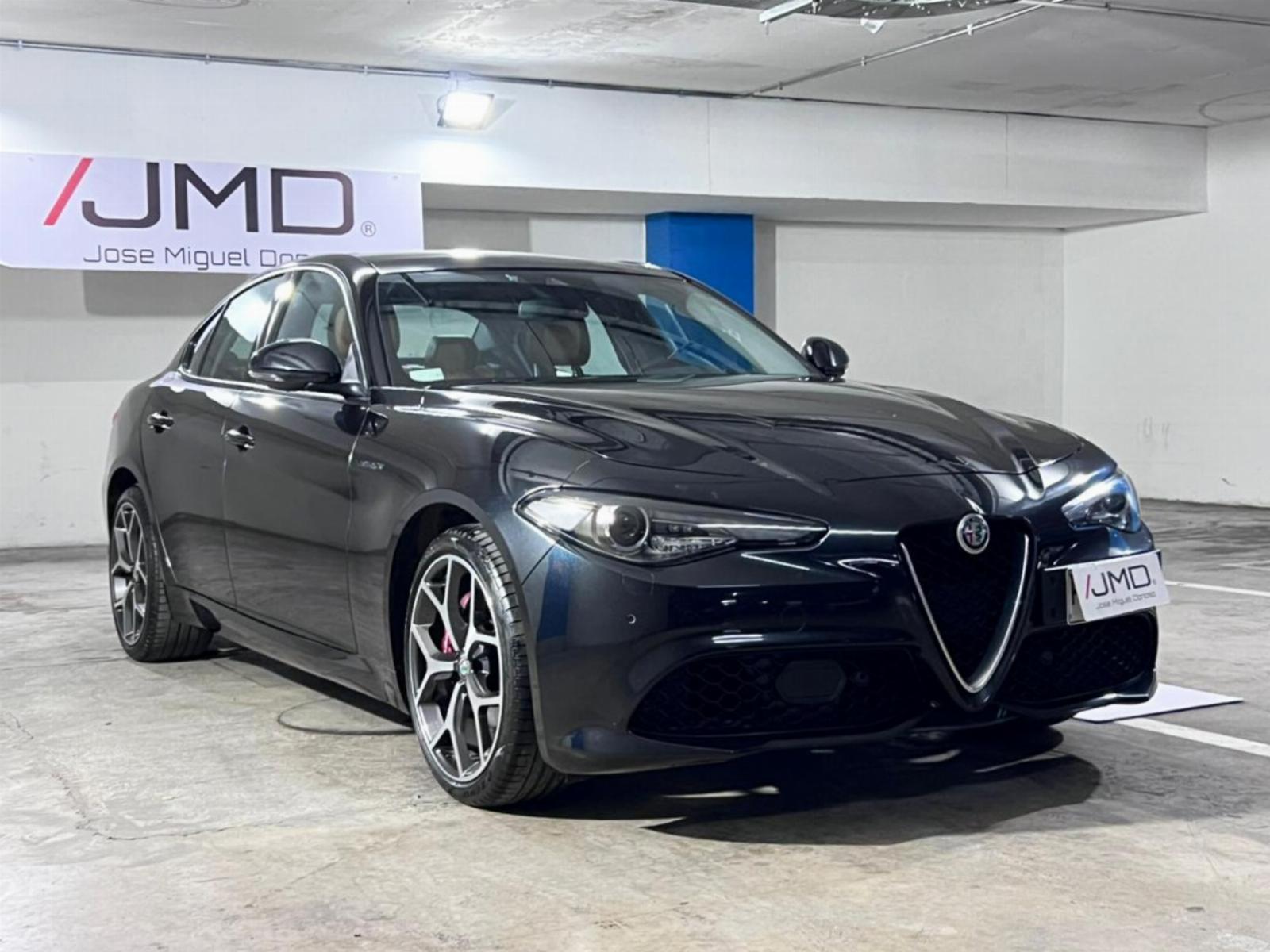 ALFA ROMEO GIULIA VELOCE 280 HP Q4 2021 MANTENIMIENTO EN LA MARCA  - JMD AUTOS