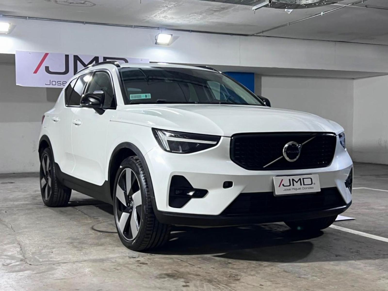 VOLVO XC40 T5 RECHARGE 2023 MANTENIMIENTO AL DIA UN DUEÑO - 