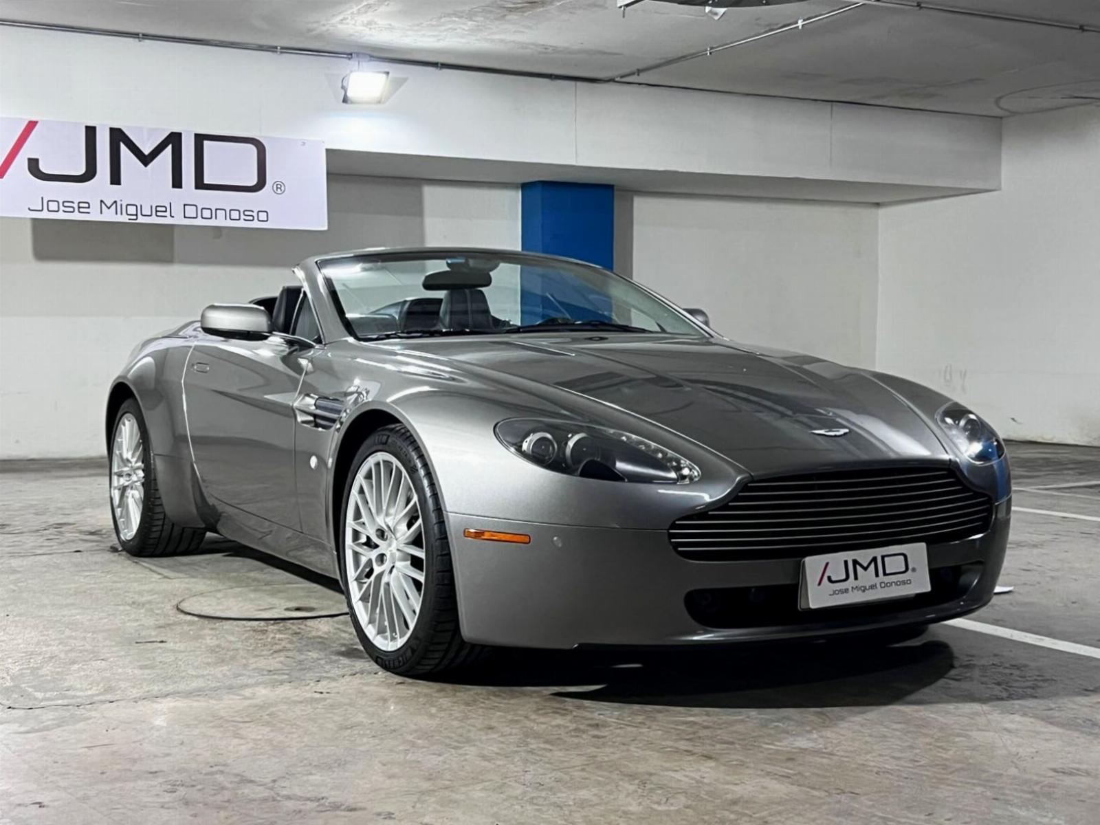 ASTON MARTIN V8 VANTAGE ROADSTER 2011 - FULL MOTOR