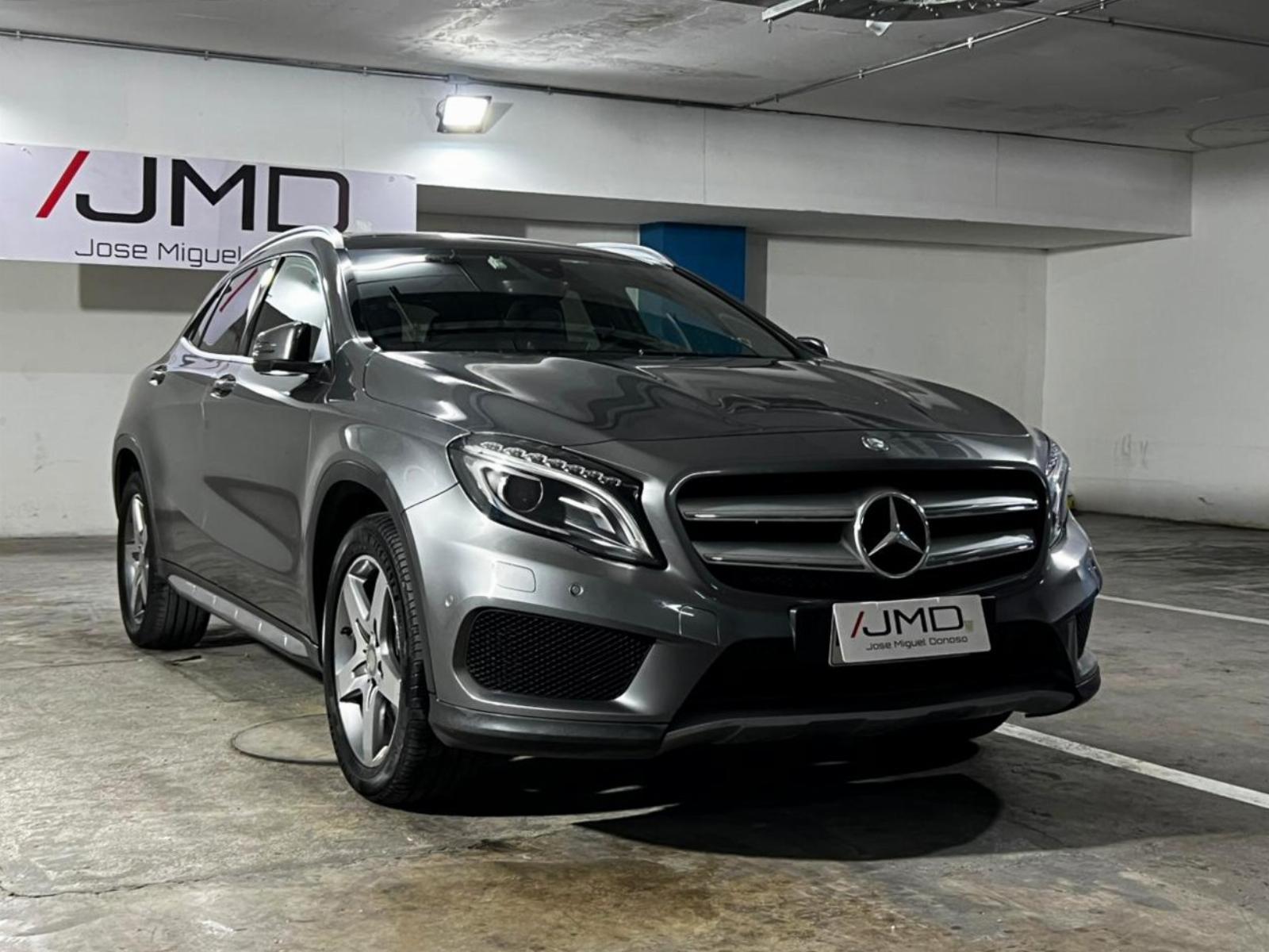 MERCEDES-BENZ GLA 220 D 4MATIC 2017 MANTENIMIENTO EN LA MARCA - FULL MOTOR