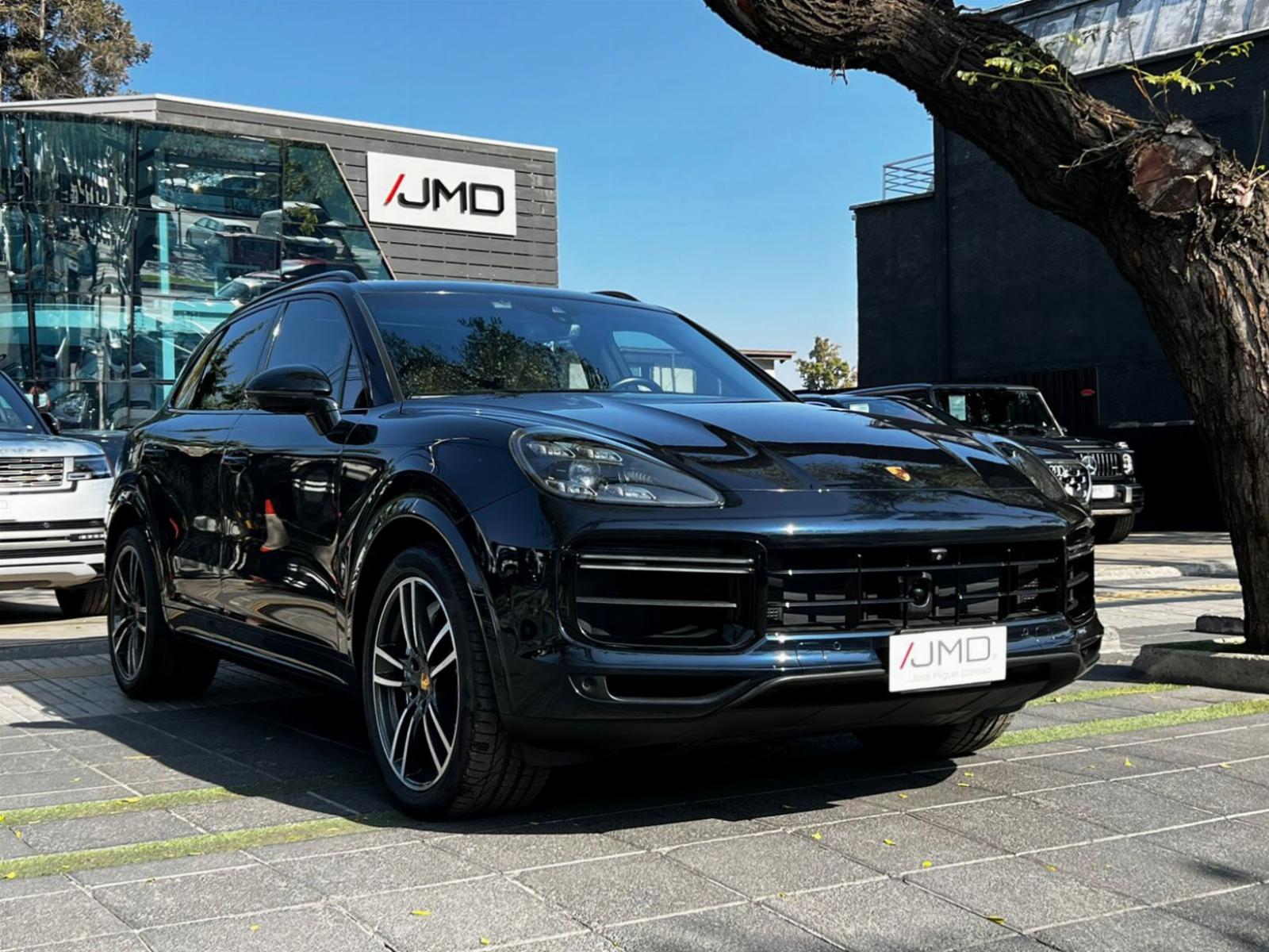 PORSCHE CAYENNE 4.0 TURBO 2019 MANTENIMIENTO EN LA MARCA - JMD AUTOS