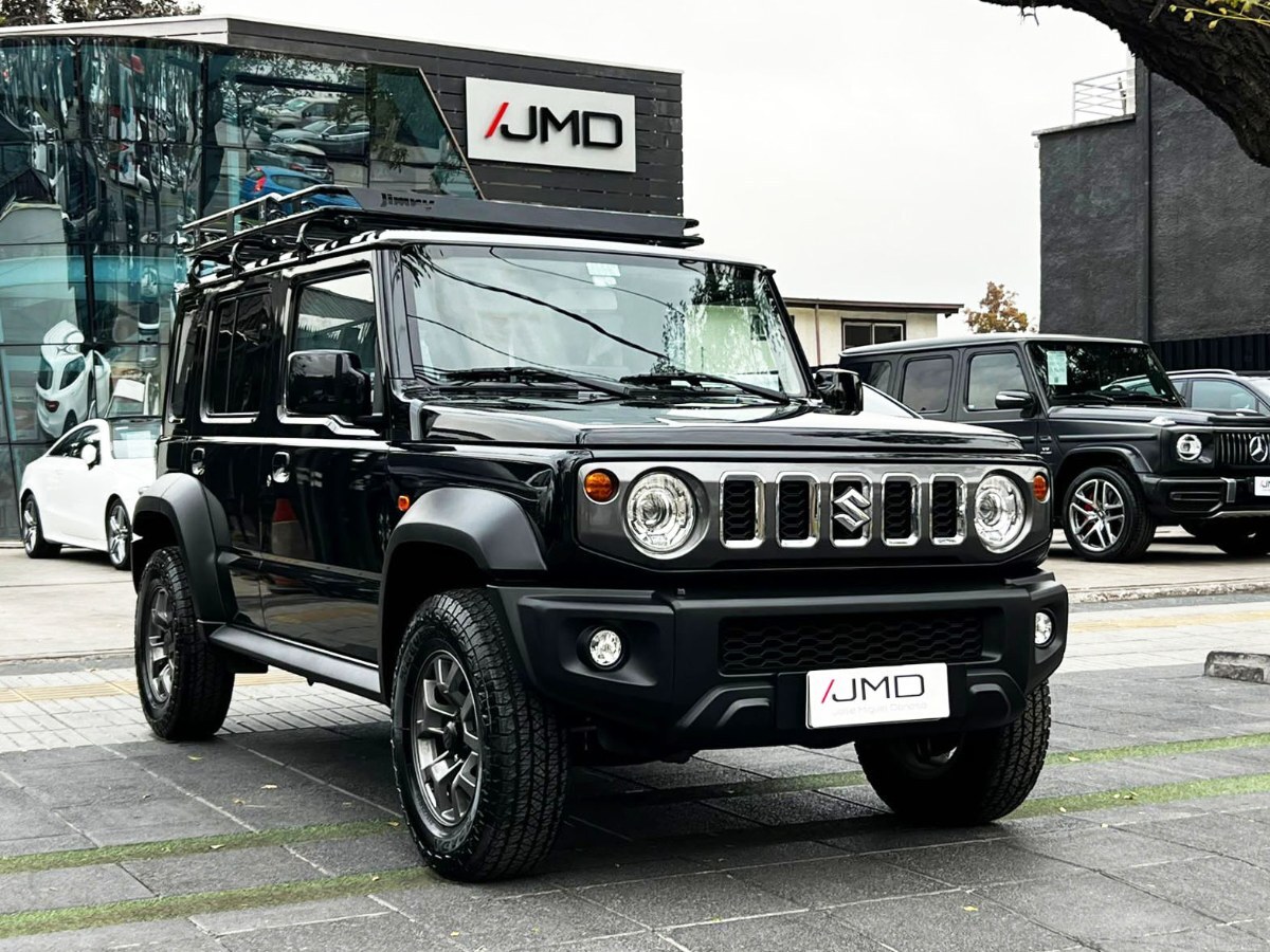 SUZUKI JIMNY GLX 4X4 1.5 MT 2026 MANTENIMIENTO AL DIA UN DUEÑO - FULL MOTOR