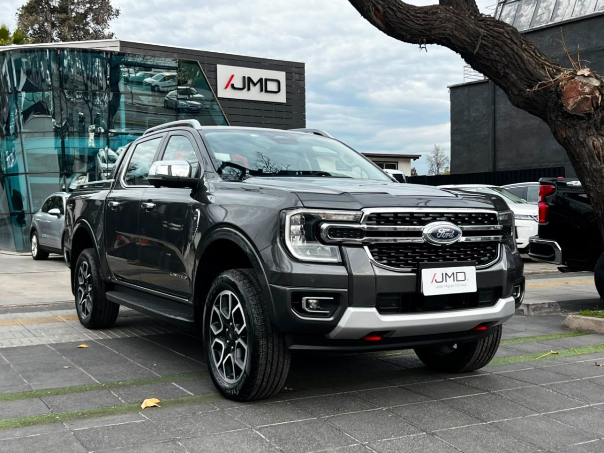 FORD RANGER LIMITED 3.0 V6 4WD 2024 FACTURABLE UN DUEÑO - FULL MOTOR