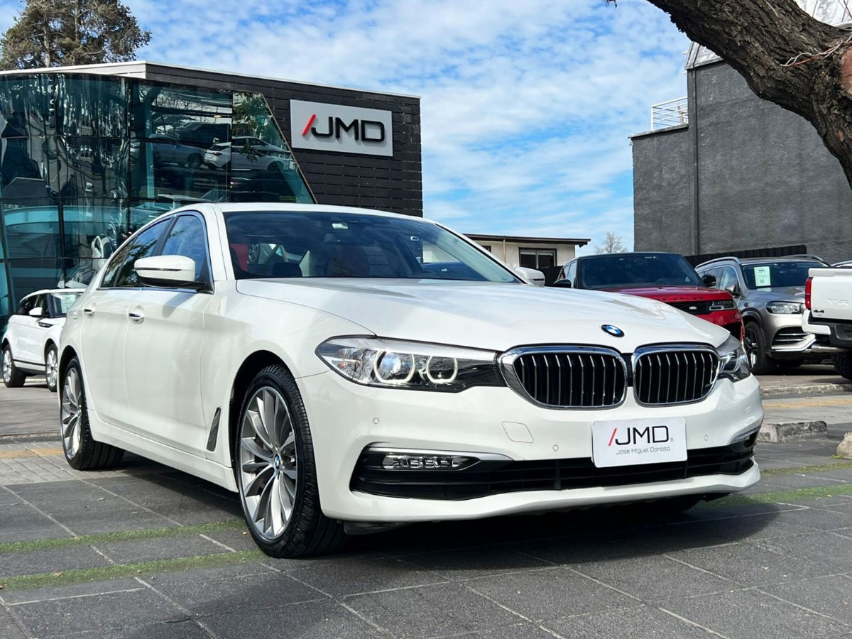 BMW 530  2018 MANTENIMIENTO AL DÍA - FULL MOTOR