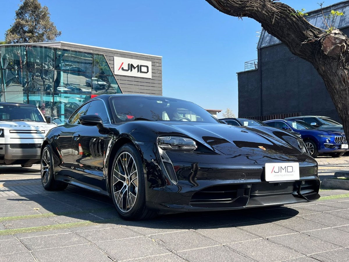 PORSCHE TAYCAN TURBO  2021 100% ELÉCTRICO - JMD AUTOS