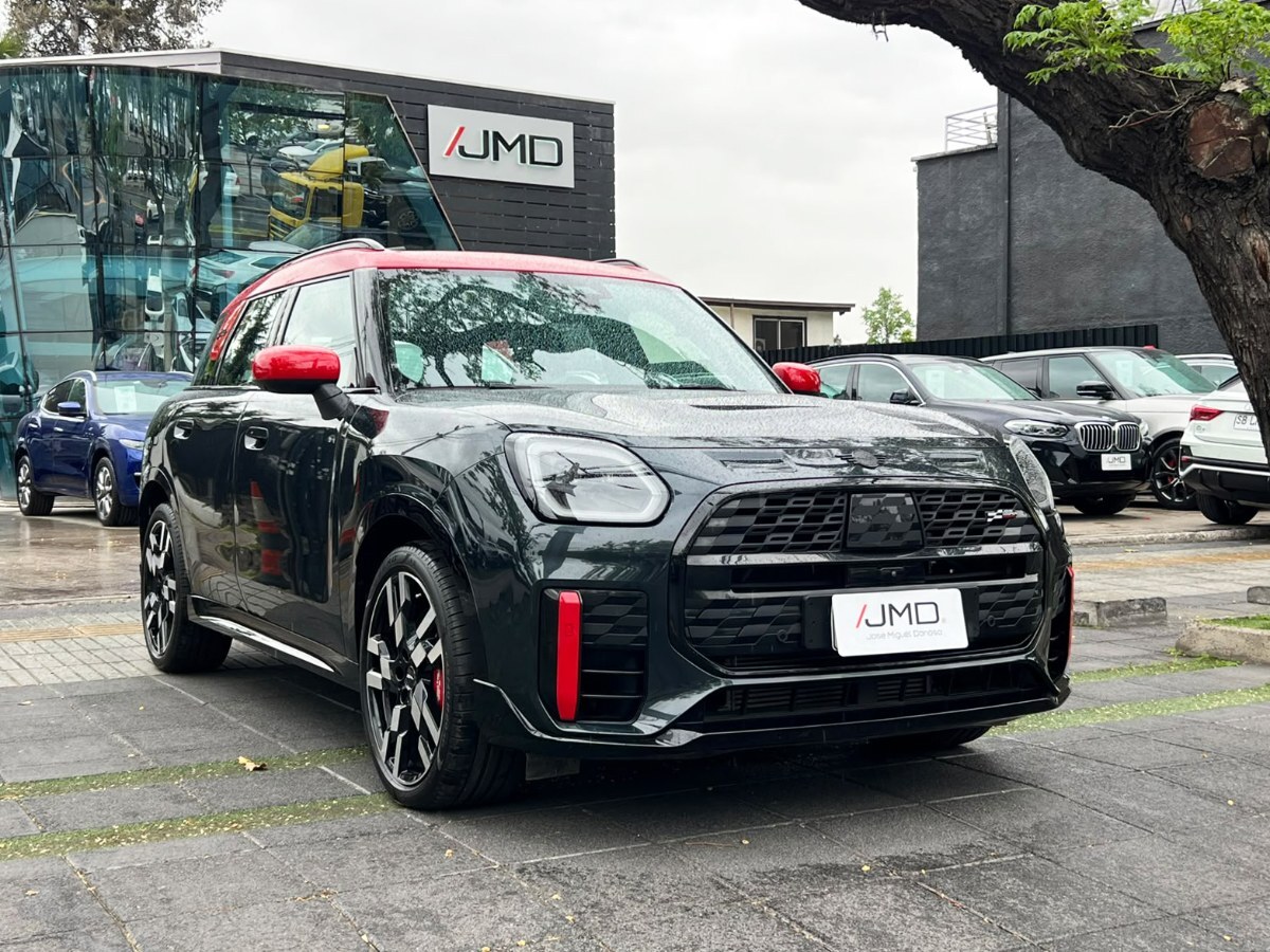 MINI COUNTRYMAN JCW 2.0 S ALL4 2025 MANTENIMIENTO EN LA MARCA UN DUEÑO - FULL MOTOR