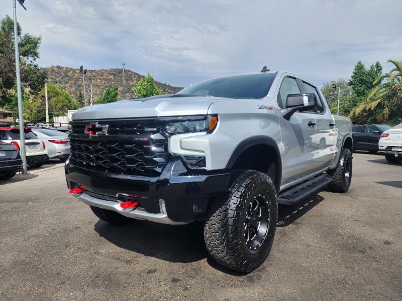 CHEVROLET SILVERADO ZR2 6.2L 4WD 2023 FACTURABLE  - 