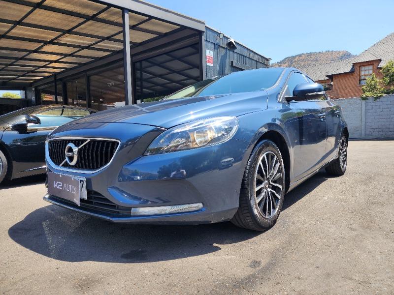 VOLVO V40 T3 MOMENTUM 2019 COMO NUEVO, POCO KM - 