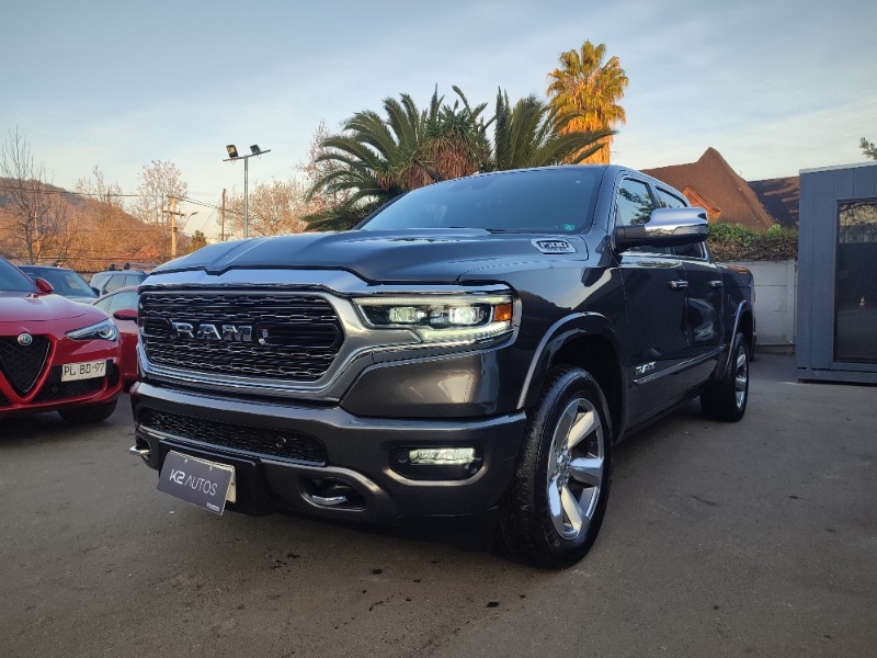 RAM 1500 LIMITED 5.7 4X4 2022 MANTENCIONES AL DIA - FULL MOTOR