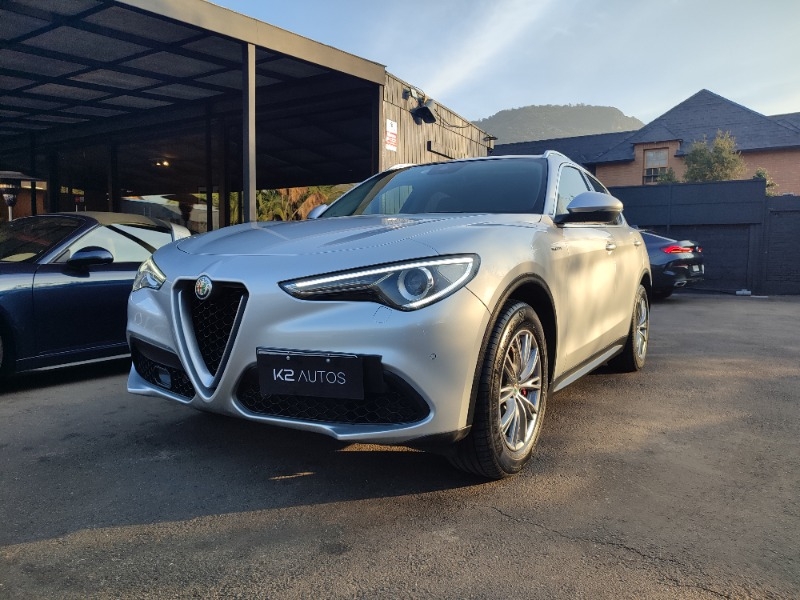 ALFA ROMEO STELVIO SUPER 2.0 TURBO 280 HP 2022 COMO NUEVO, SIN DETALLES - FULL MOTOR