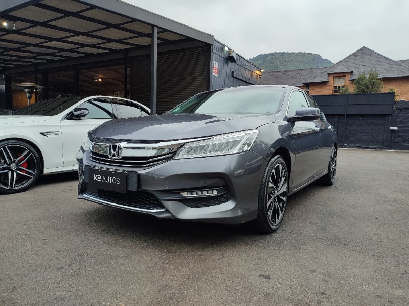 HONDA ACCORD 3.5 V6 AUT 2018 IMPECABLE, MANTENCIONES EN LA MARCA - K2 AUTOS