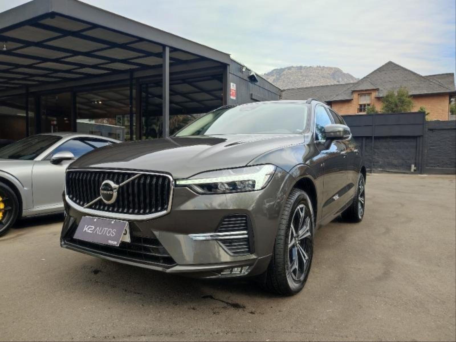 VOLVO XC60 B5 II MOMENTUM 4WD 2022 COMO NUEVO, SIN DETALLES - K2 AUTOS