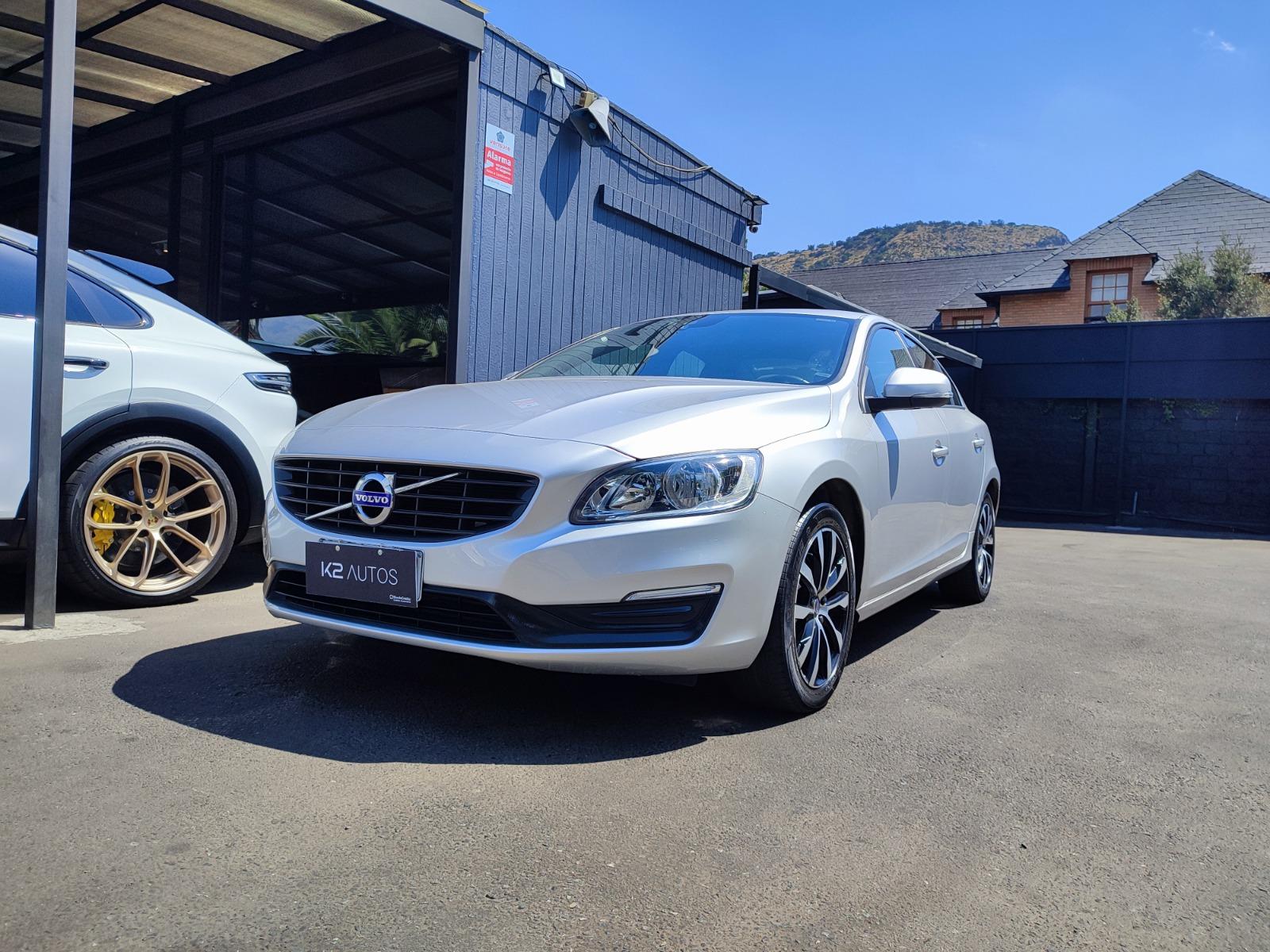 VOLVO S60 T3 COMFORT 1.5 POWERSHIFT AUT 2018 COMO NUEVO, MANTENCIONES AL DIA  - K2 AUTOS