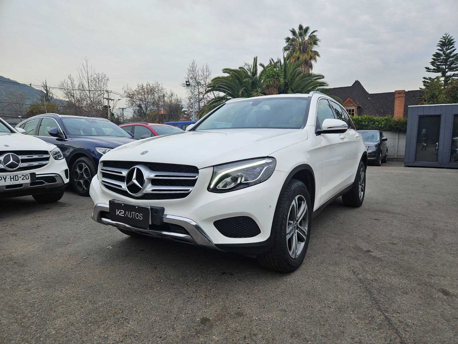 MERCEDES-BENZ GLC 220D 2.1 4MATIC AT 2020 TODO EN LA MARCA, POCO KM - K2 AUTOS