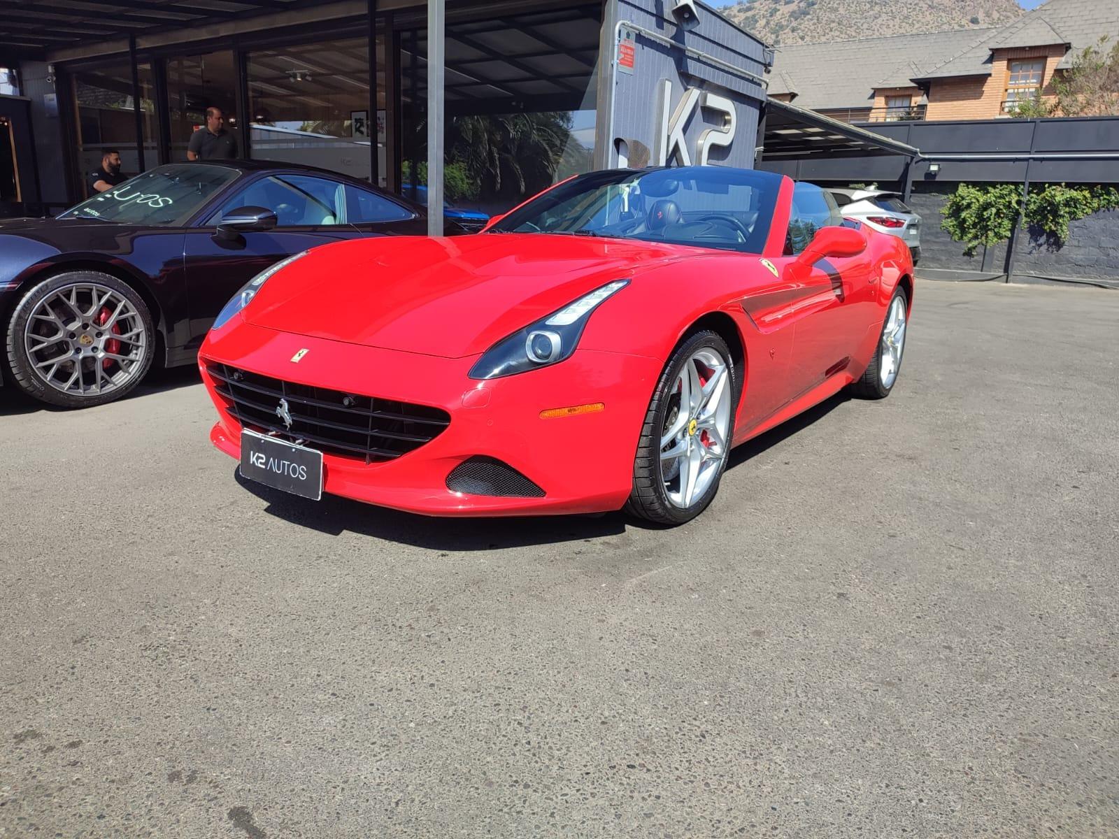 FERRARI CALIFORNIA T SPYDER 3.9 AUT 2015 IMPECABLE, MANTENCIONES EN LA MARCA - K2 AUTOS