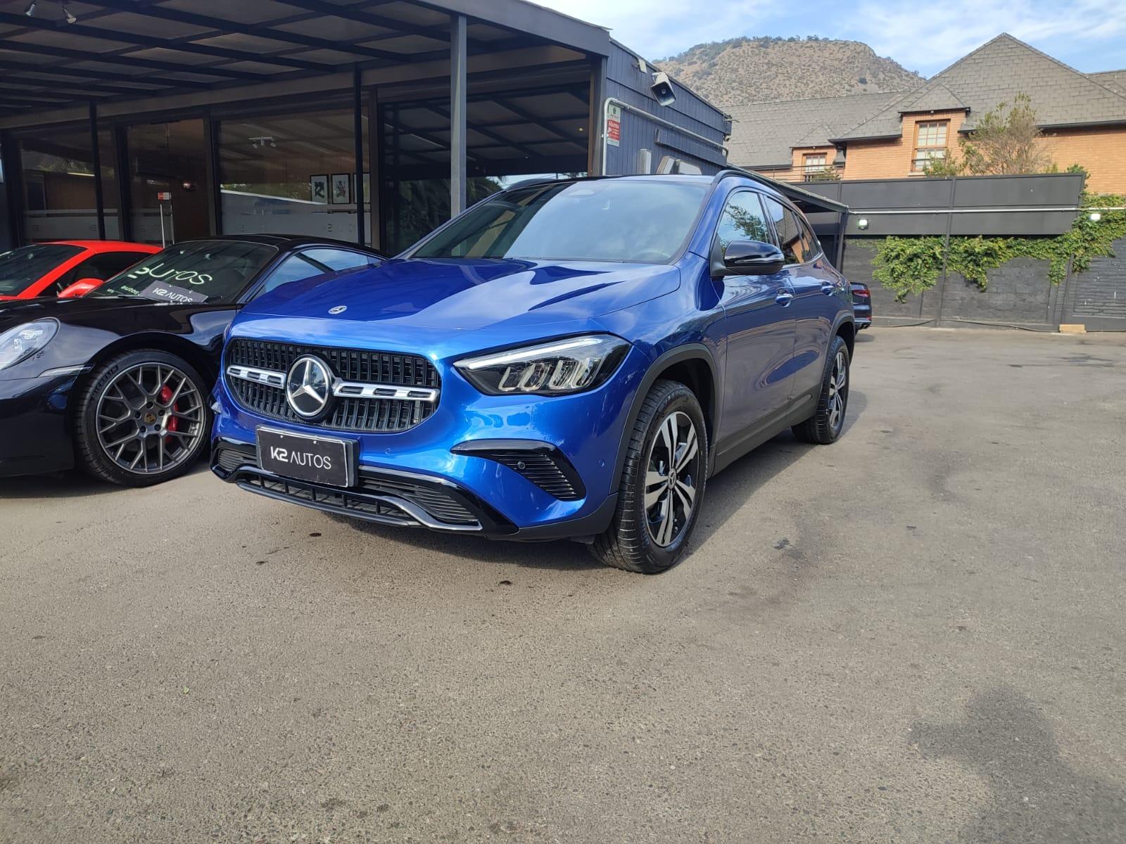 MERCEDES-BENZ GLA 200 PROGRESSIVE 1.3  AUT 2024 COMO NUEVO, POCO KM - 