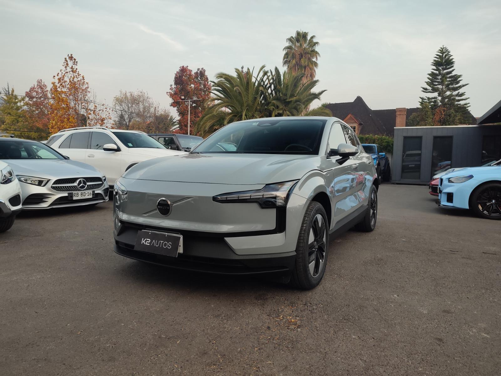 VOLVO EX30 CORE E60 BEV 69 KWh 2024 EXCELENTE ESTADO, COMO NUEVO - FULL MOTOR