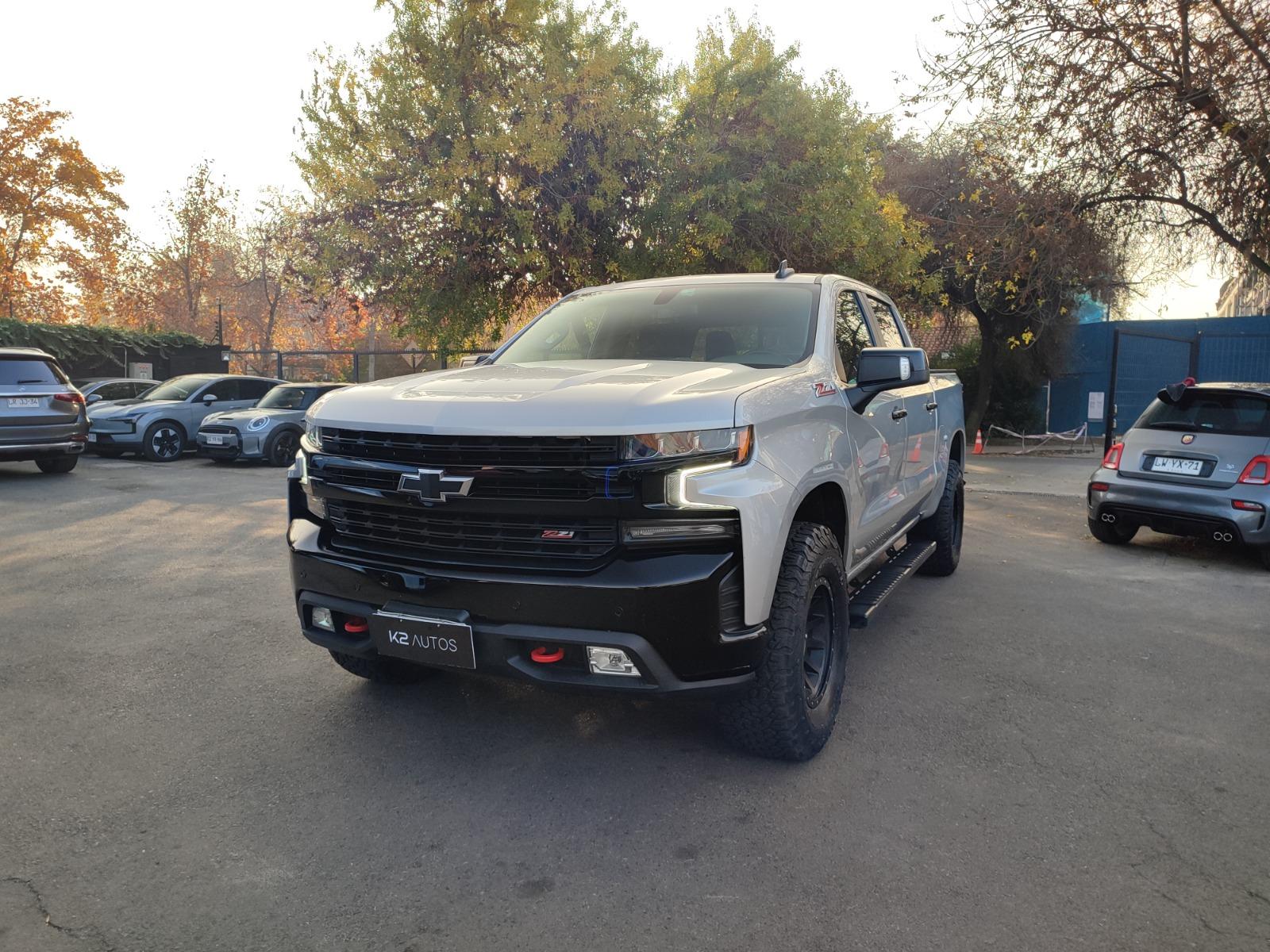 CHEVROLET SILVERADO LT TRAILBOSS 5.3 4X4 2022 MANTENCIONES EN LA MARCA - 
