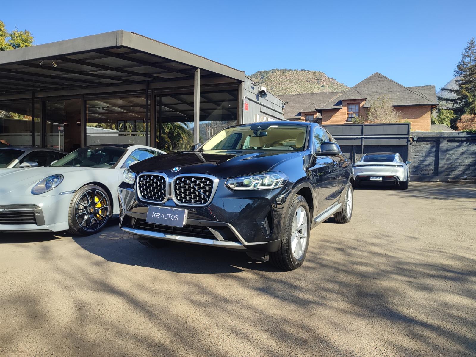 BMW X4 XDRIVE 20I HERITAGE LCI 2.0 2025 COMO NUEVO, POCO KM - FULL MOTOR