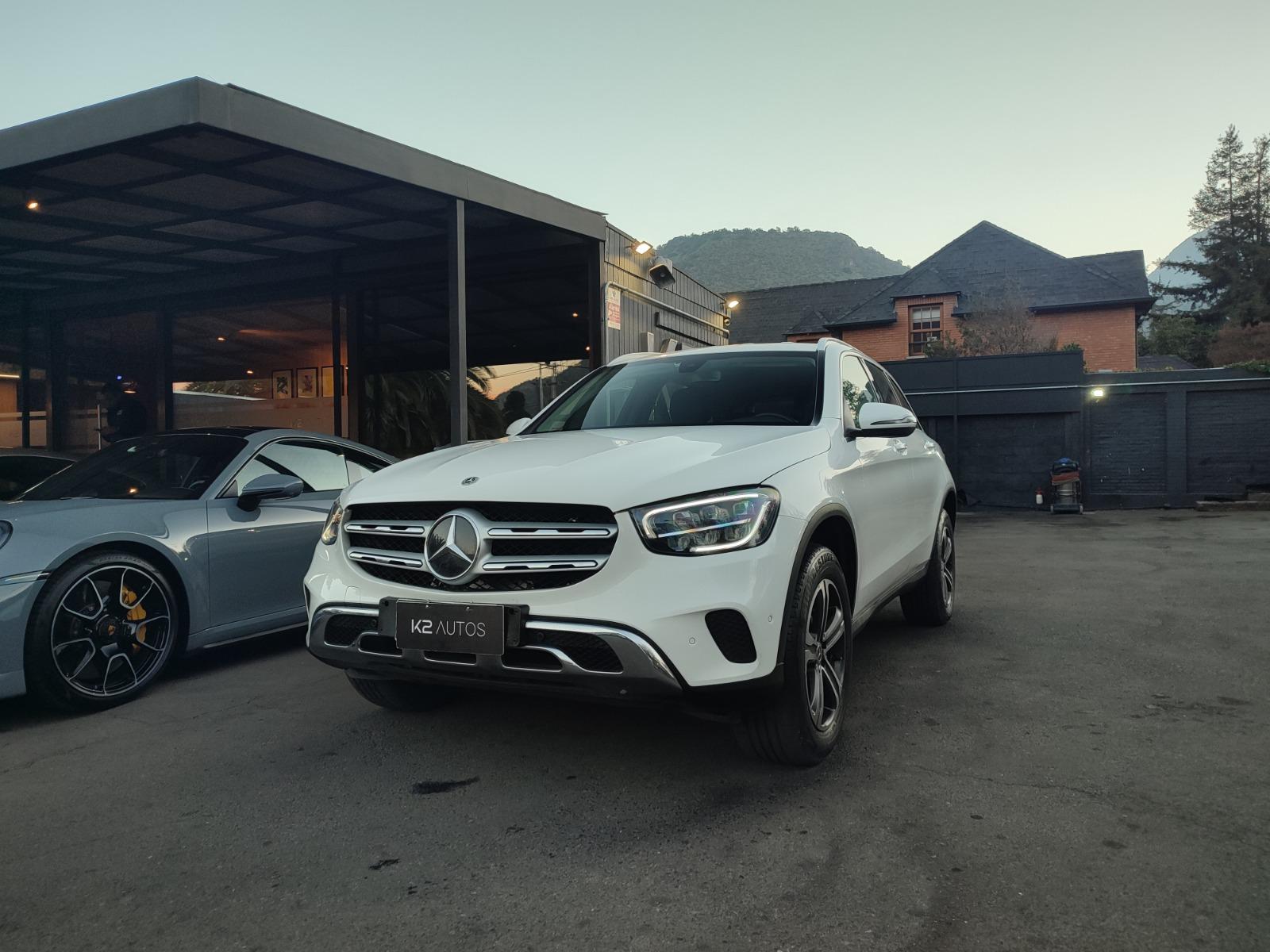 MERCEDES-BENZ GLC 200 AT 2023 EXCELENTE ESTADO, COMO NUEVO - FULL MOTOR