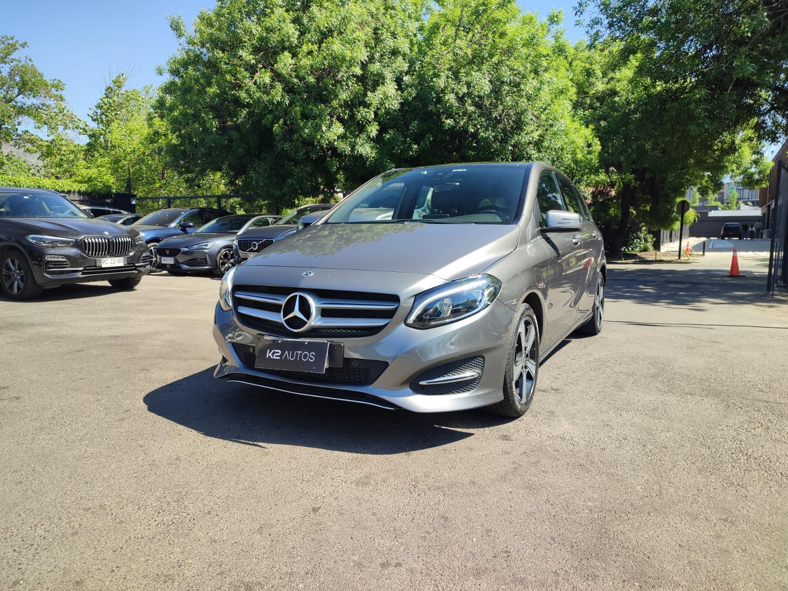 MERCEDES-BENZ B200 HB 1.6 2019 MANTENCIONES EN LA MARCA - FULL MOTOR