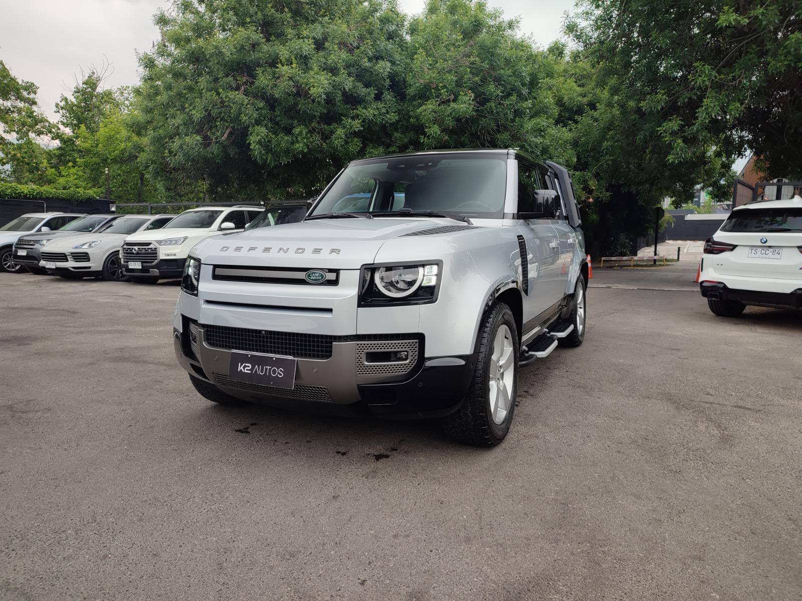 LAND ROVER DEFENDER 130 D300 S 3.0 4X4 2025 COMO NUEVO, TODO AL DIA - FULL MOTOR
