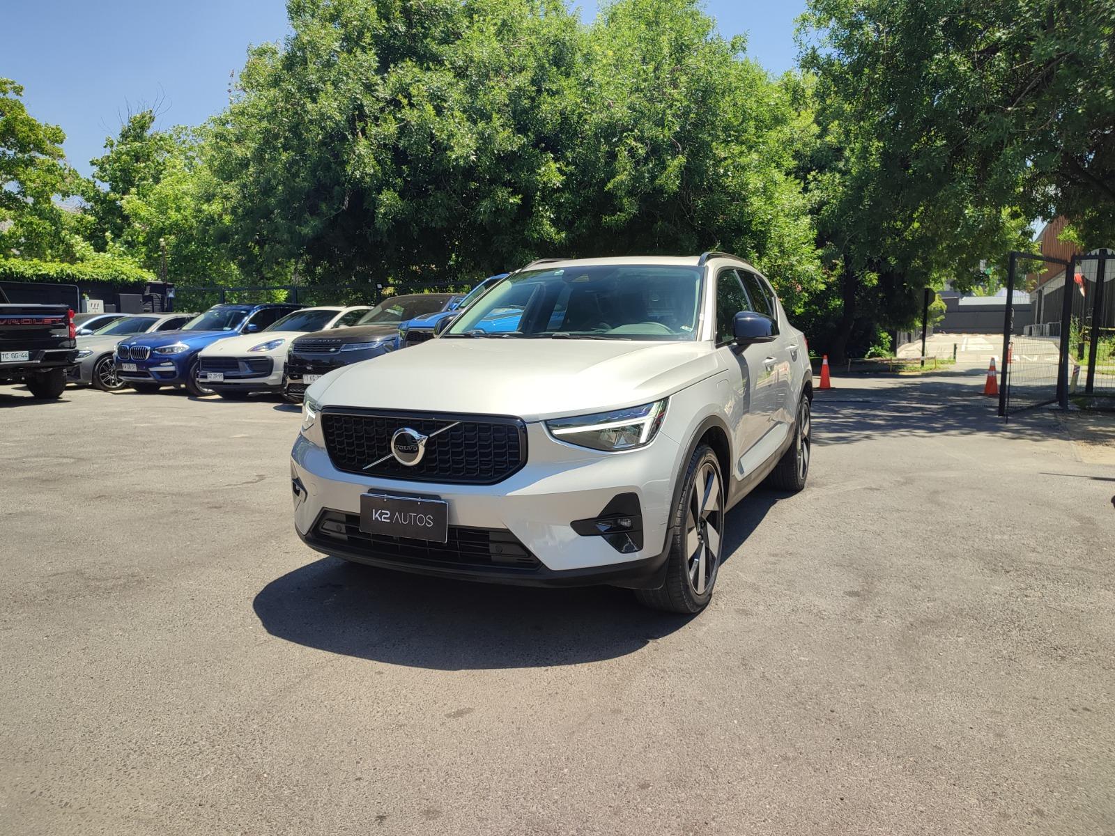 VOLVO XC40 T5 R DESIGN RECHARGE 1.5 2023 FULL EQUIPO, HIBRIDO - 