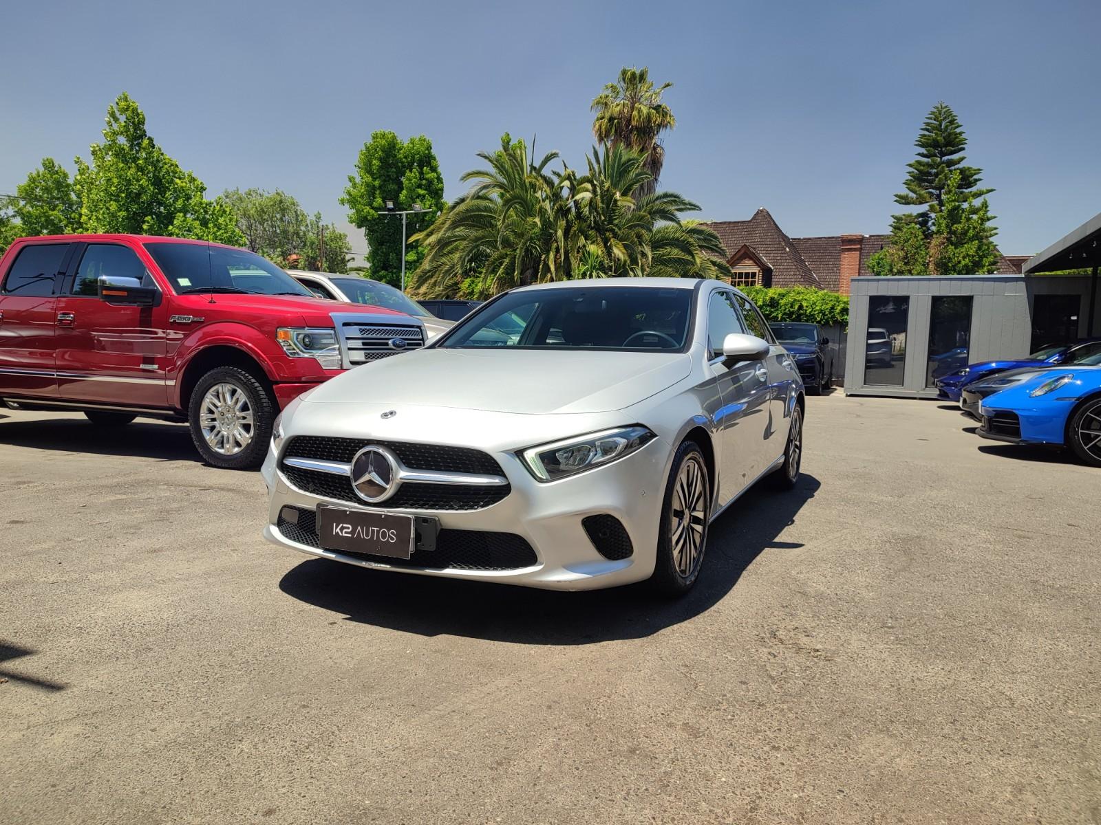 MERCEDES-BENZ A200 PROGRESSIVE 1.4 DCT AT 2022 MANTENCIONES EN LA MARCA - 