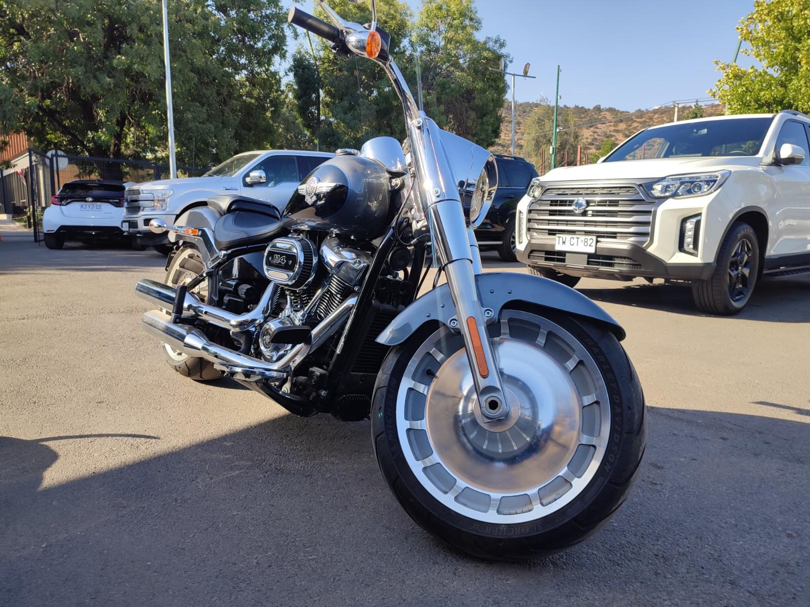 HARLEY DAVIDSON FAT BOY 114 2023 COMO NUEVO, POCO KM - FULL MOTOR