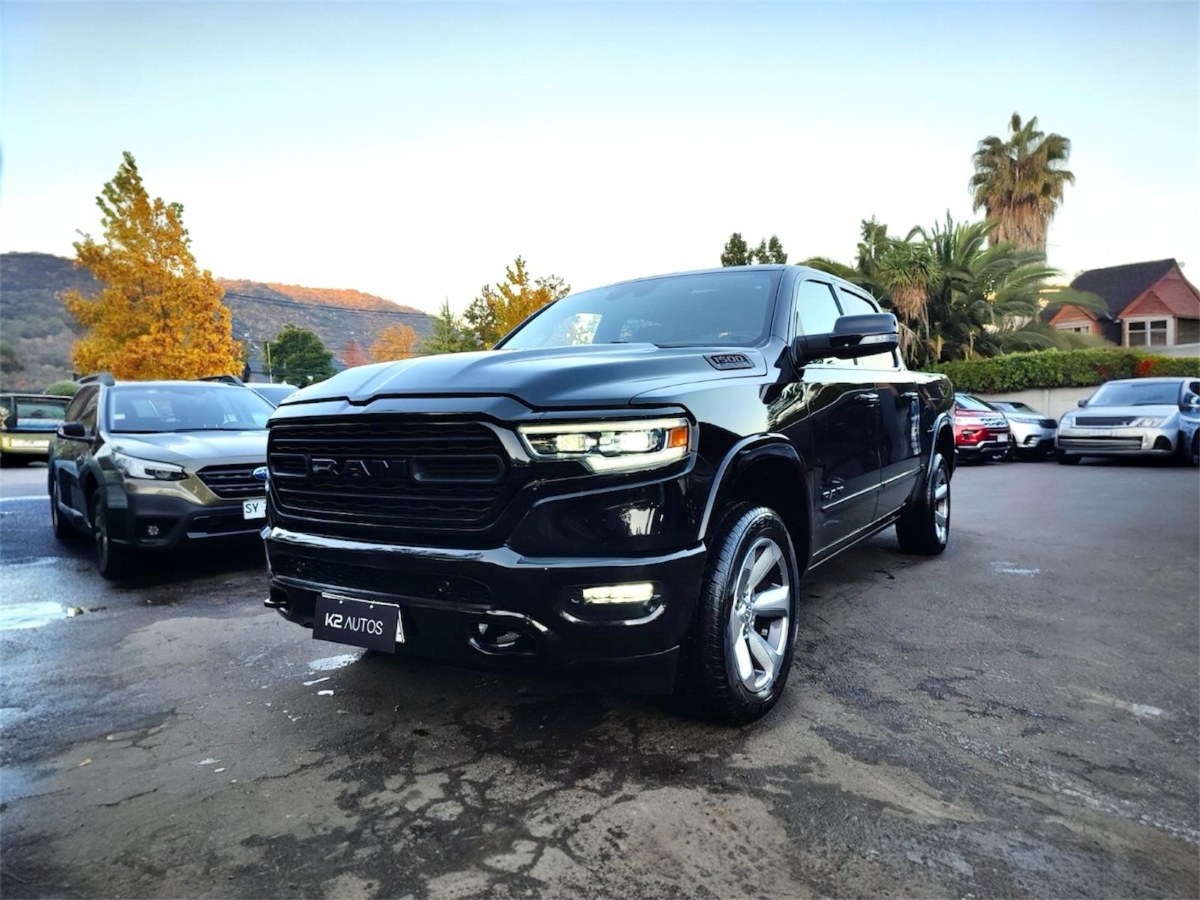 RAM 1500 LIMITED 5.7 CREW CAB 4X4 2022 FACTURABLE  - FULL MOTOR