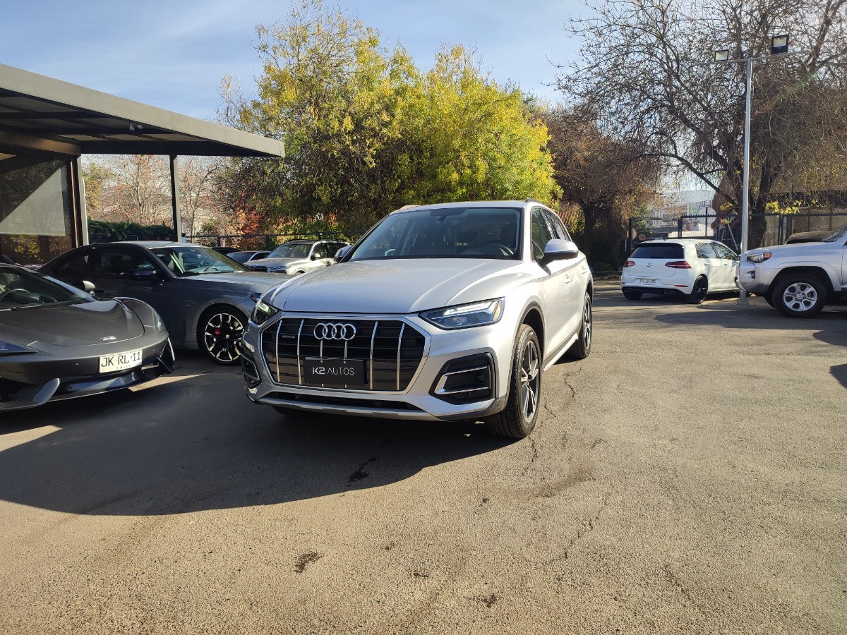 AUDI Q5 45 TSFI QUATTRO 2.0 S TRONIC 2022 MANTENCIONES EN LA MARCA - FULL MOTOR