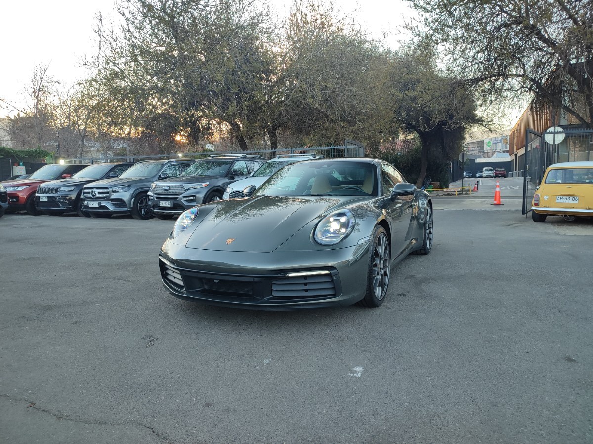 PORSCHE CARRERA 4 S COUPE 3.0 2025 IMPECABLE, COMO NUEVO  - K2 AUTOS