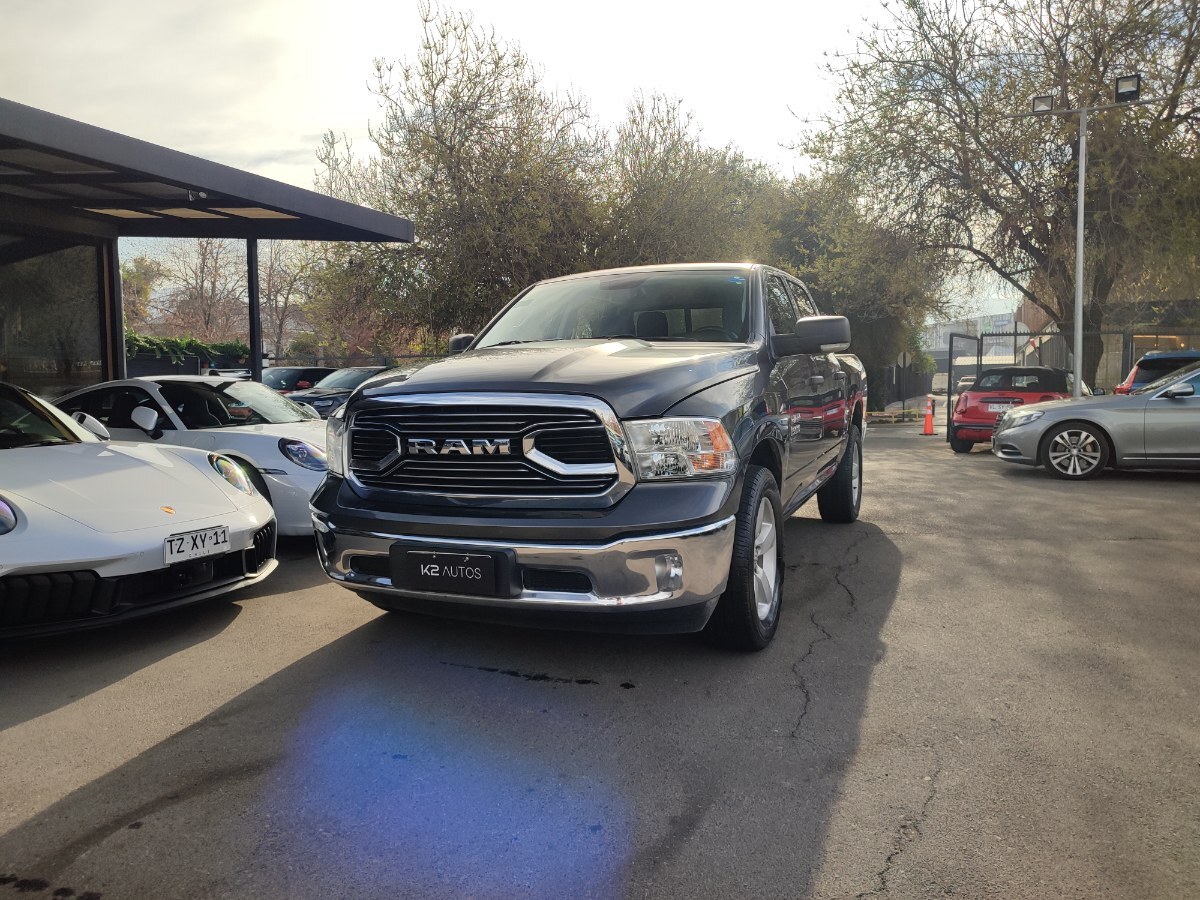 RAM 1500 SLT CREW CAB 3.6 4X4 2023 MANTENCIONES AL DIA - FULL MOTOR