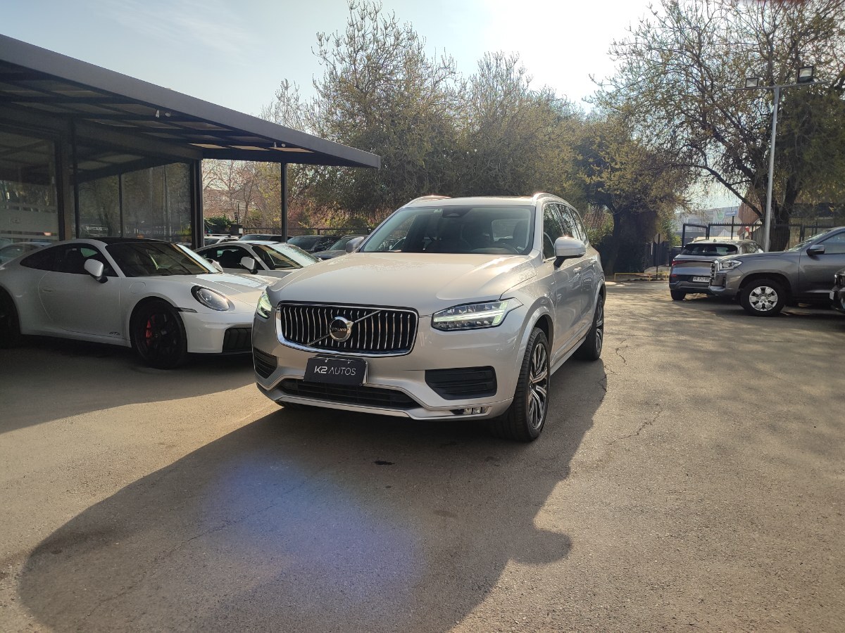 VOLVO XC90 II B6 PLUS 2.0 4WD 2023 FULL EQUIPO, TODO AL DIA - FULL MOTOR