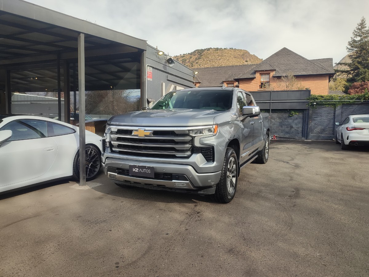 CHEVROLET SILVERADO HIGH COUNTRY 3.0 DT 4WD 2023 MANTENCIONES EN LA MARCA - K2 AUTOS