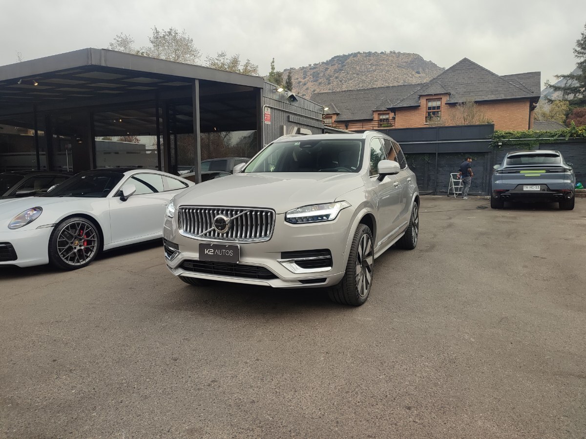 VOLVO XC90 T8 RECHARGE ULTIMATE 2.0 AWD 2024 FULL EQUIPO, TODO AL DIA - K2 AUTOS