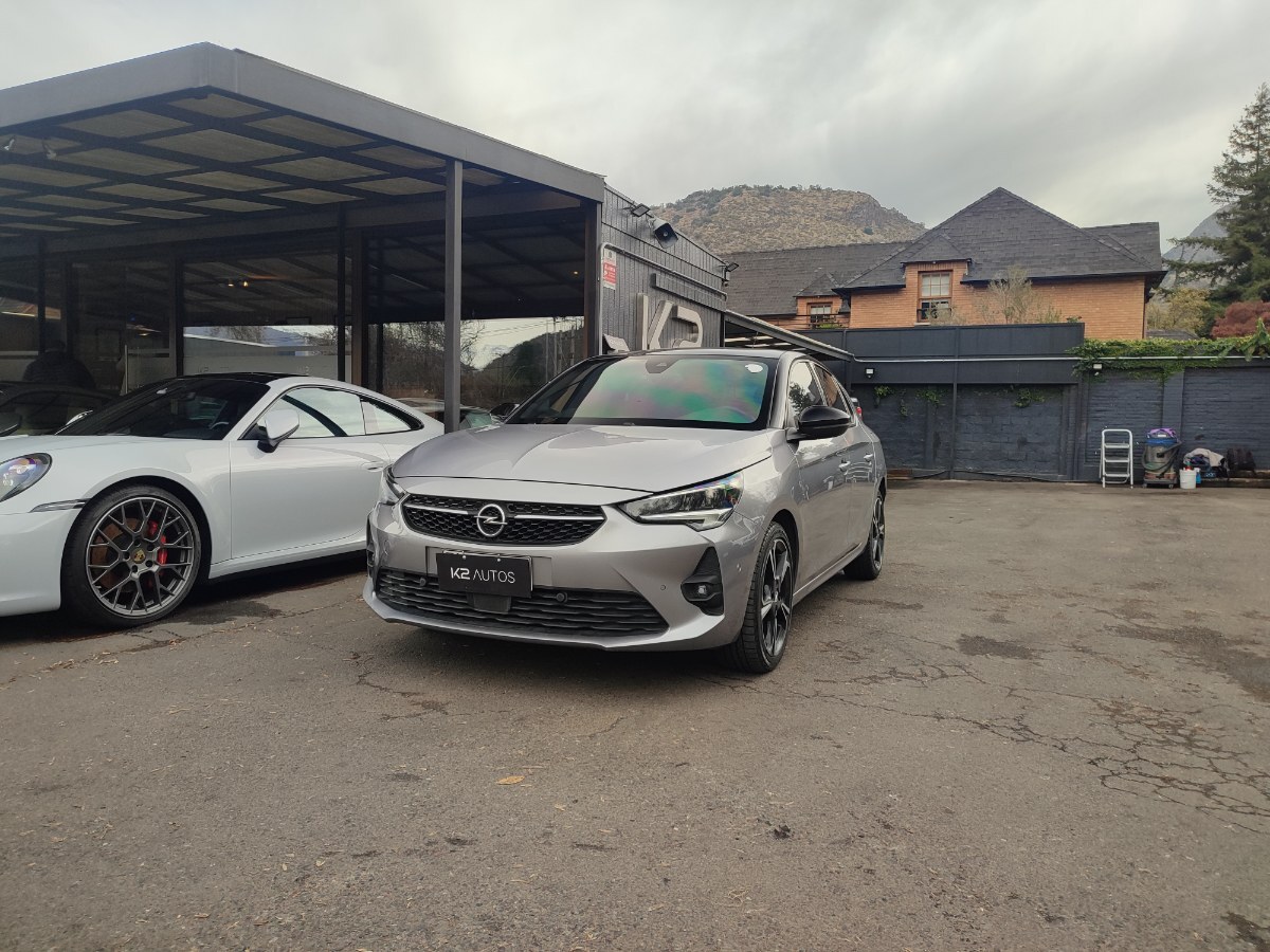 OPEL CORSA 1.2T GS LINE 100 HP 2022 MANTENCIONES AL DIA - K2 AUTOS