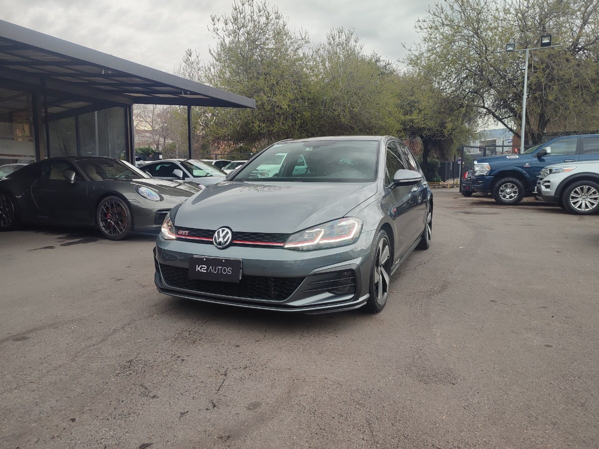 VOLKSWAGEN GOLF GTI 2.0 TSI DSG 2020 STOCK, TODO AL DIA - FULL MOTOR