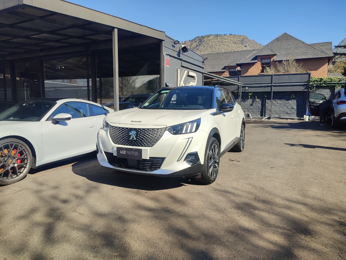 PEUGEOT 2008 GT ELECTRICO 4X2 AT 2023 FULL EQUIPO, TODO AL DIA - K2 AUTOS