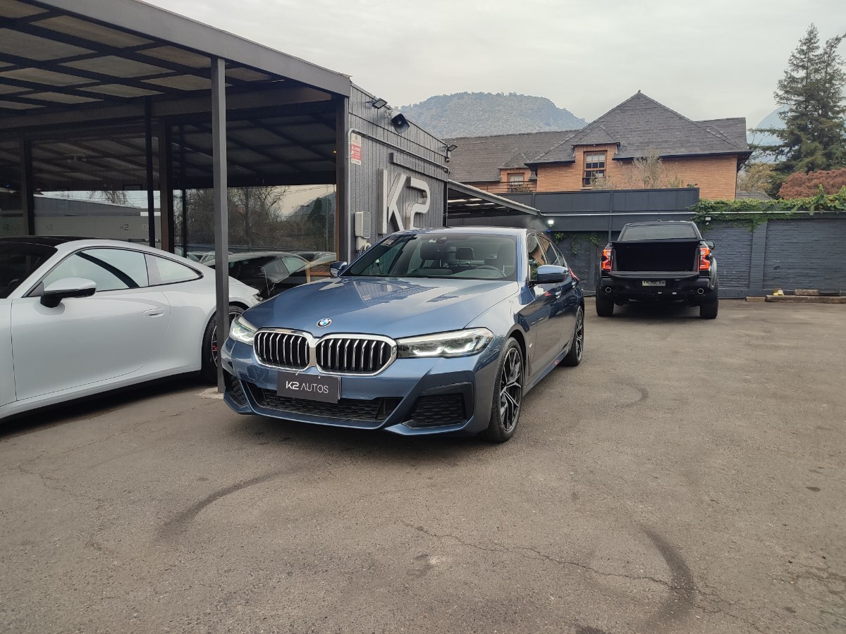 BMW 530I M SPORT 2.0 LCI AT 2023 POCO KM, TODO AL DIA - FULL MOTOR