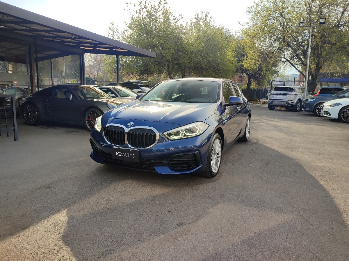 BMW 118I DYNAMIC 1.5 AT 2024 POCO KM, TODO AL DIA - FULL MOTOR