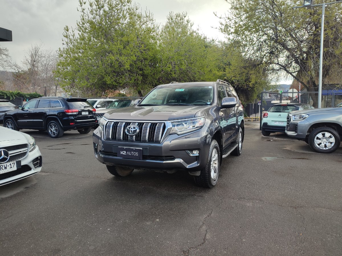 TOYOTA LAND CRUISER PRADO VX 5P 4WD 4.0 2022 MANTENCIONES AL DIA - K2 AUTOS