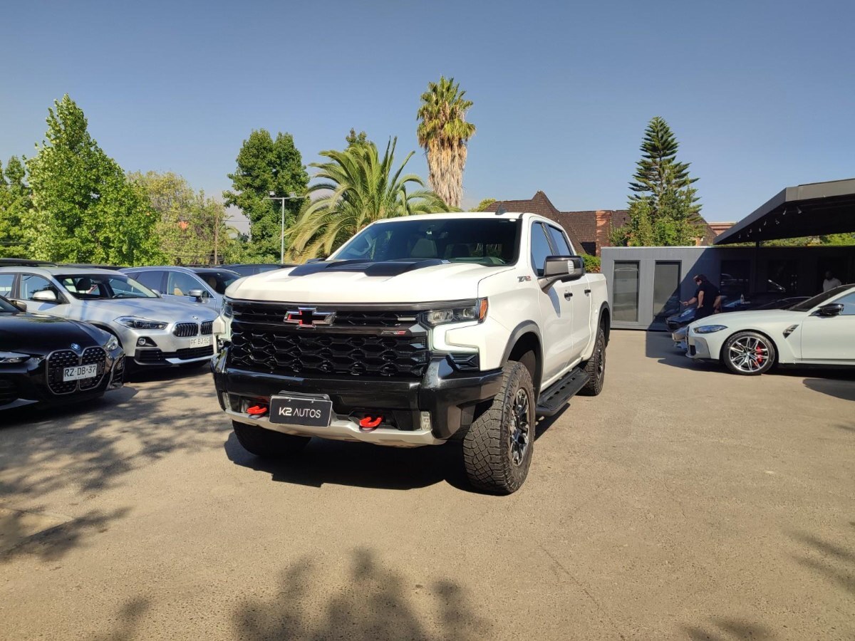 CHEVROLET SILVERADO ZR2 6.2L 4WD 2023 MANTENCIONES AL DIA - K2 AUTOS