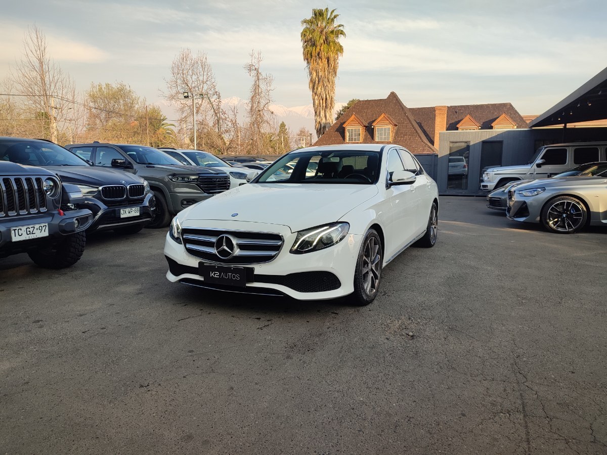 MERCEDES-BENZ E220 D 2.0 AT 2017 MANTENCIONES AL DIA - K2 AUTOS